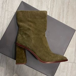 NWT Vince Camuto Boots